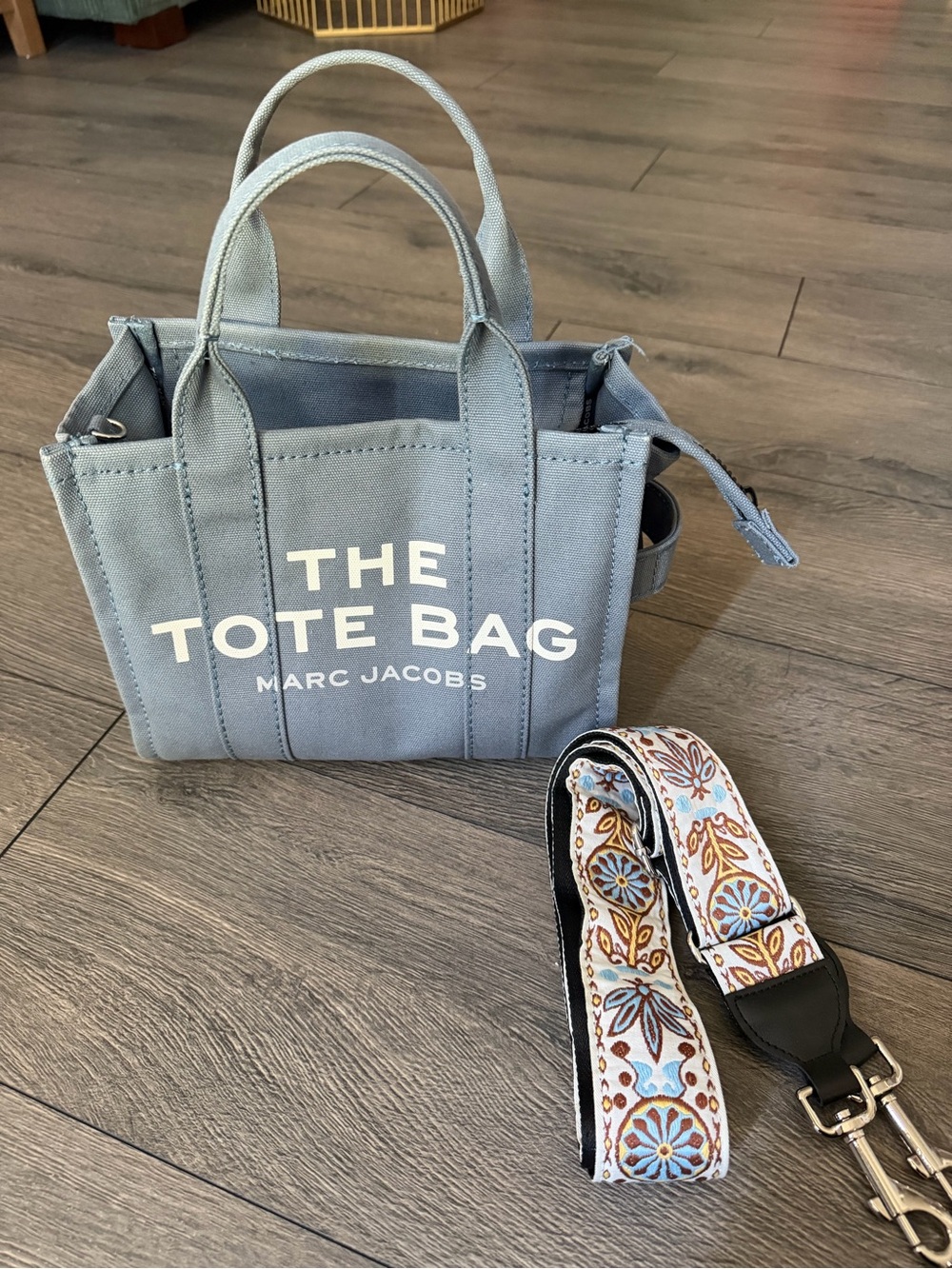 marc jacobs small the tote bag - blue shadow